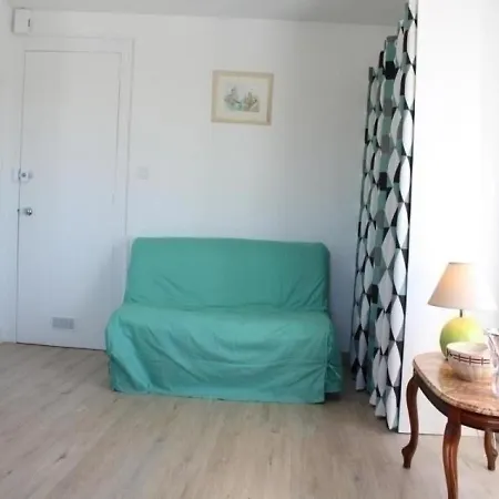 Studio Renove Au Coeur De La Rochelle, Port A Proximite - Fr-1-246-222